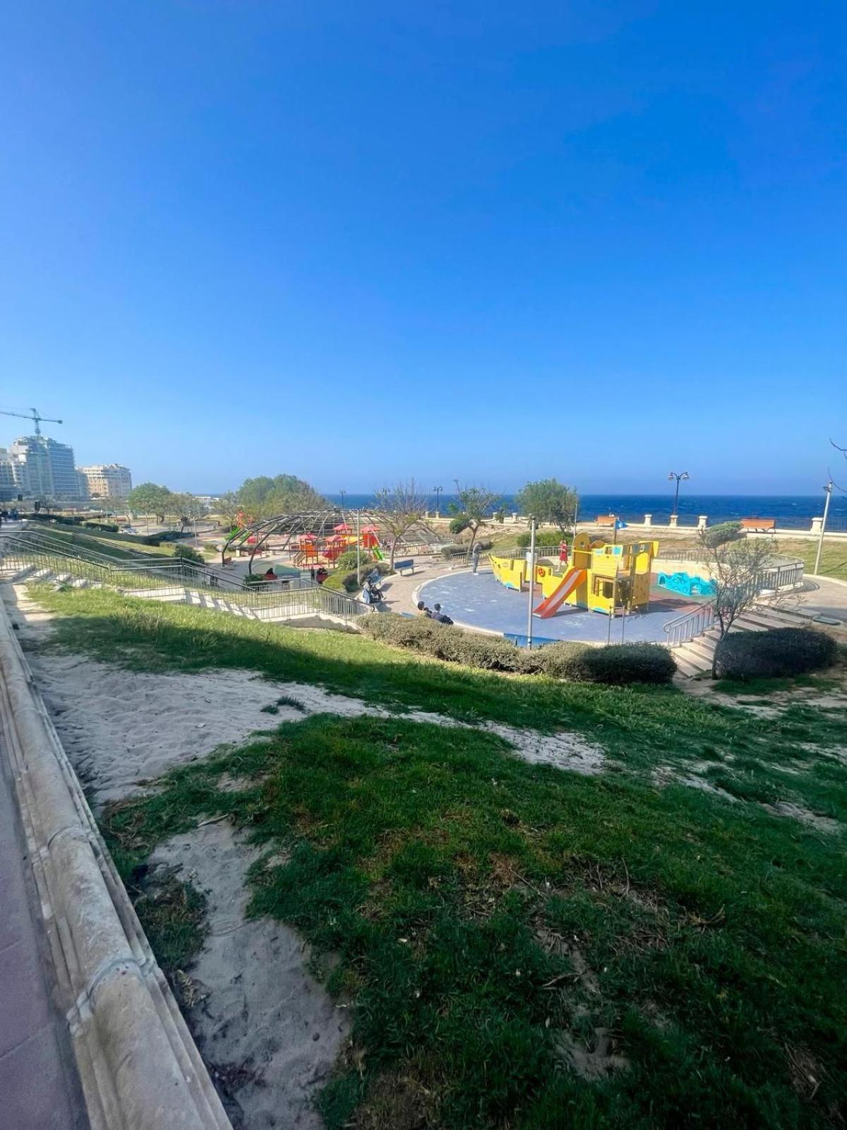 Aron Seaviews Apartment Sliema Ngoại thất bức ảnh