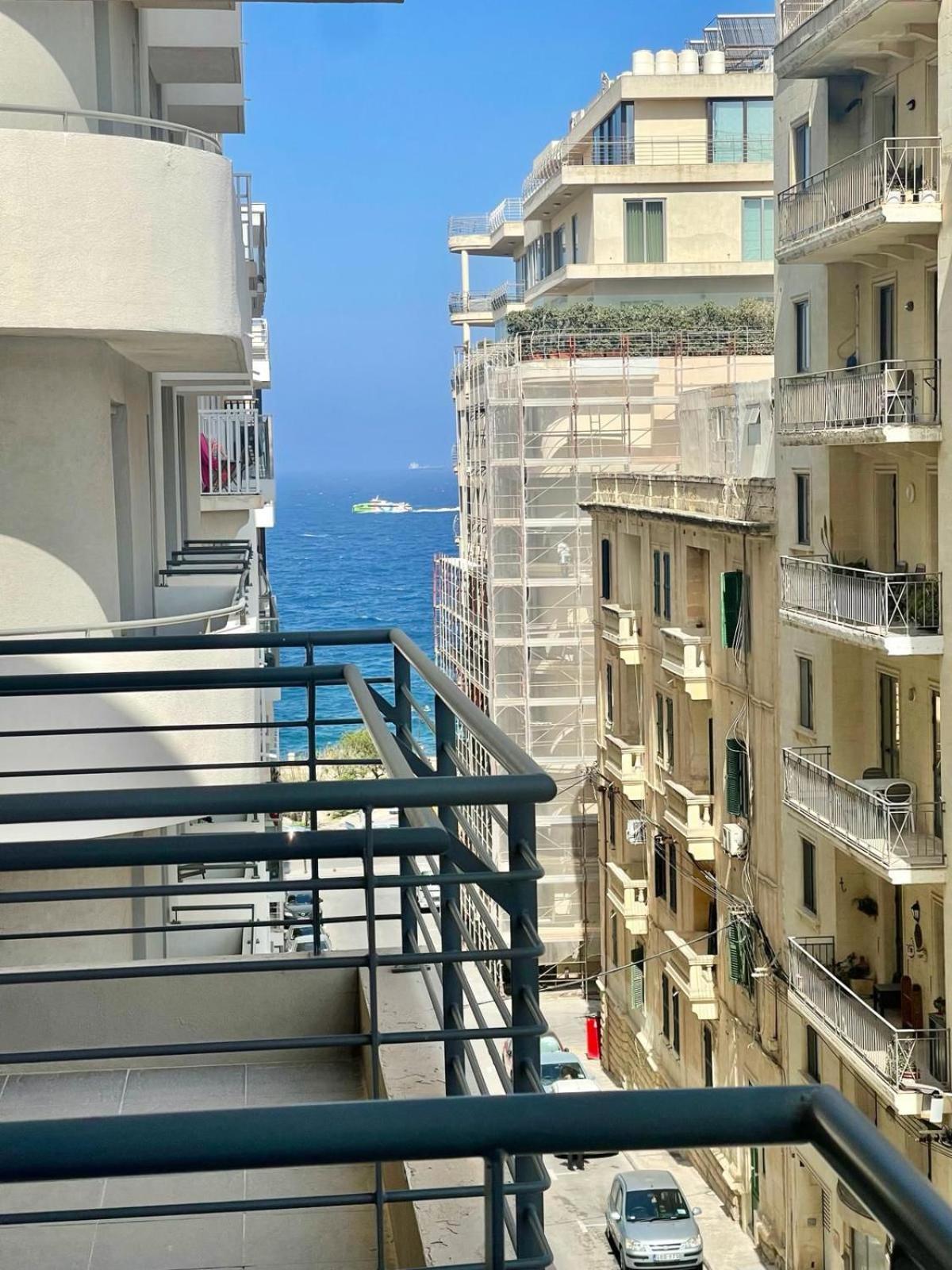 Aron Seaviews Apartment Sliema Ngoại thất bức ảnh