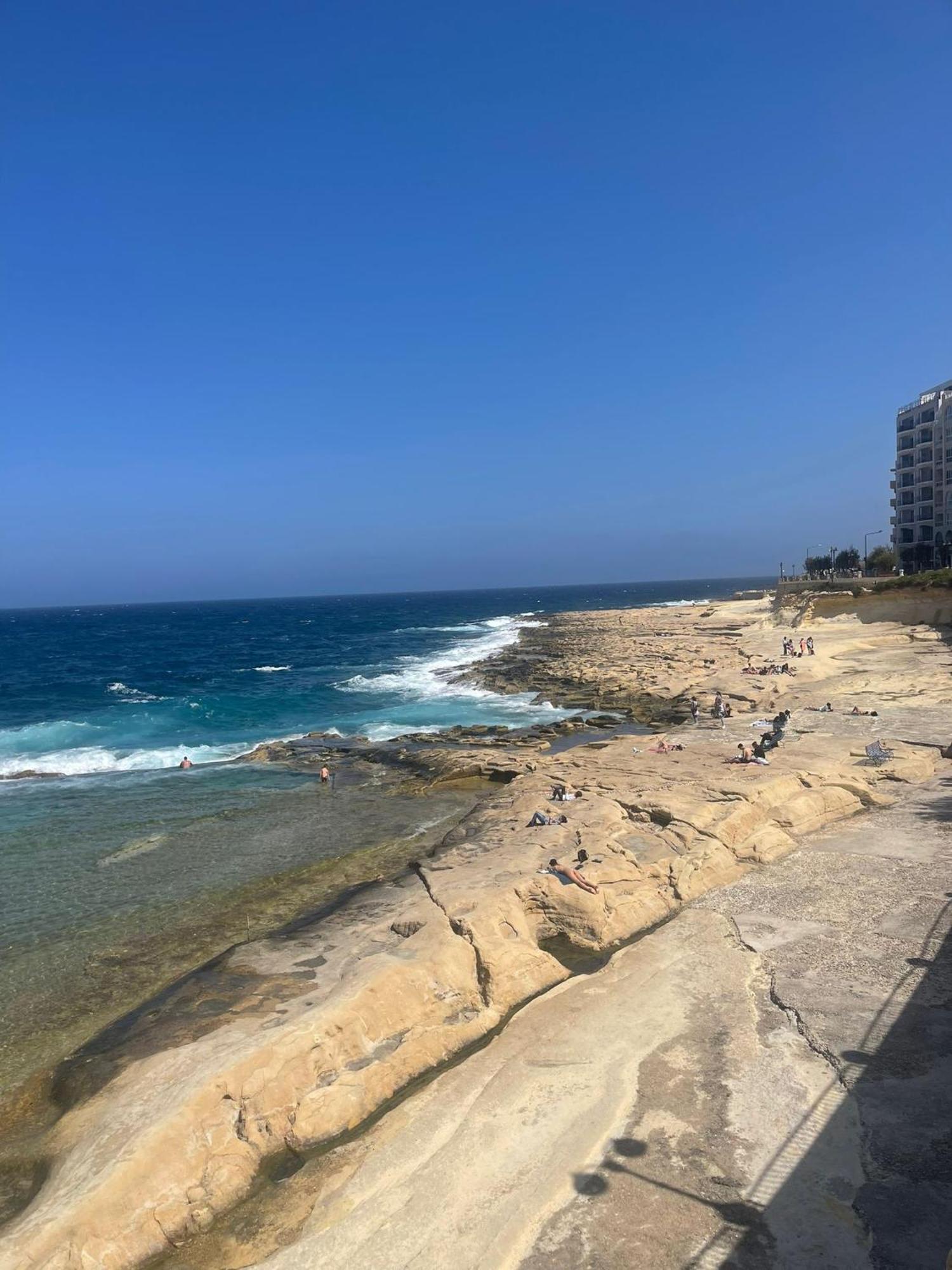 Aron Seaviews Apartment Sliema Ngoại thất bức ảnh